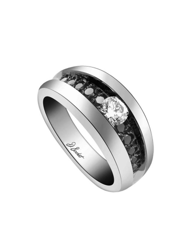Modern women's ring in diamonds to wear everyday