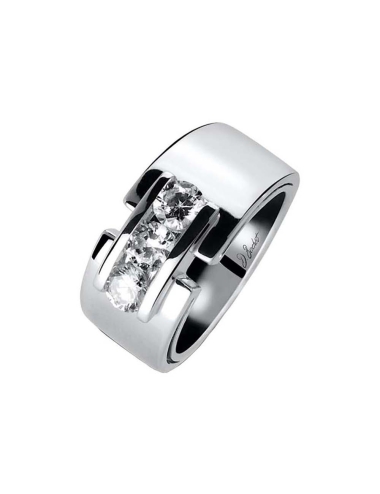 Women's ring in platinum set with a trilogy of white diamonds of 0.30 carat each.