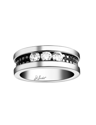 Women's ring Trilogy set with 3 white diamonds of 0.15 carat each and black diamonds
