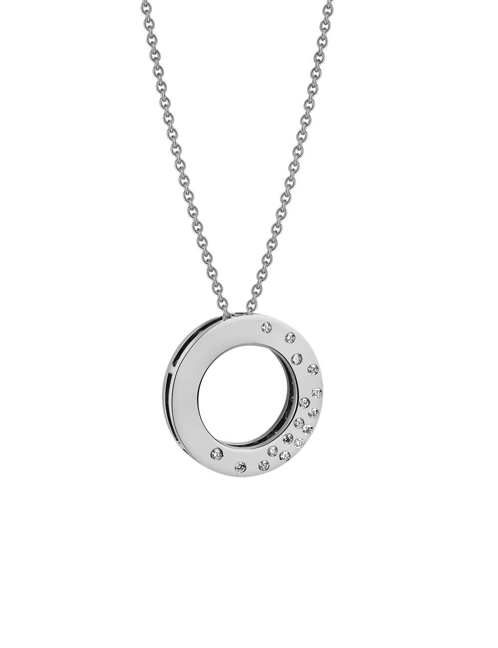 Pendentif femme en or blanc et diamants blancs à porter au quotidien