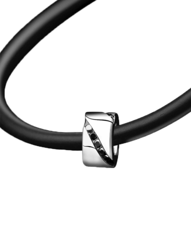 Original and modern pendant for men in white gold 18k and black diamonds