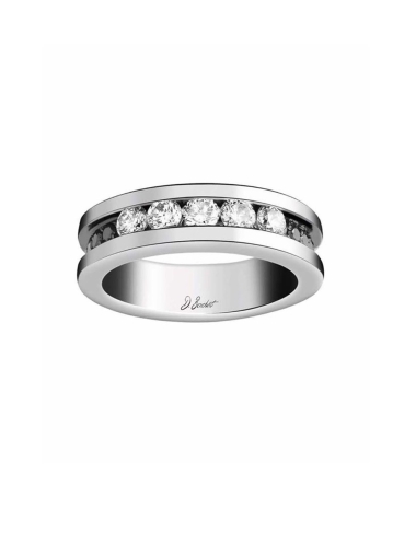 'Light in Paris' wedding band - a luxurious combination of 0.10 carat white diamonds and striking black diamond pavé.