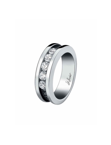 Women's 'Light in Paris' luxury wedding ring, intense brilliance, platinum, Kimberley white diamonds, refined design.