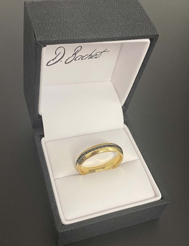 Men's wedding band by D.Bachet, in yellow gold with black diamonds, tailor-made in France, showcasing modern elegance.