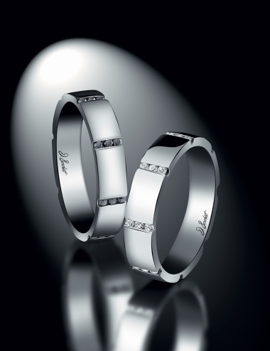 Alliances duo modernes et originales pour couple serties de diamants blancs et diamants noirs