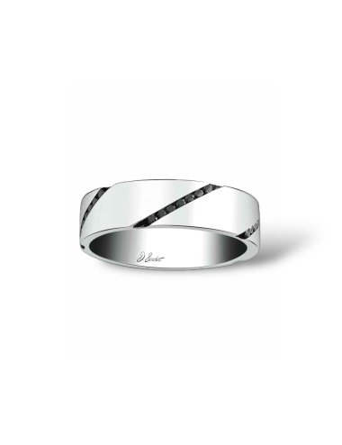 Men's wedding band with black diamonds set diagonally, in platinum, symbolizing refined elegance and lasting love.