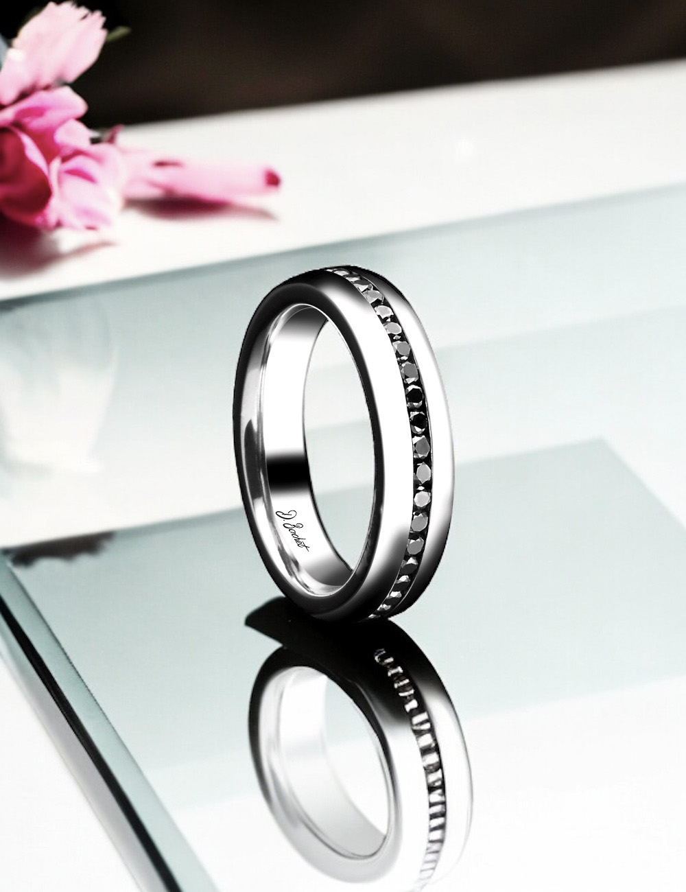D.Bachet men's wedding band in platinum and gold with black diamonds, bespoke French jewelry.