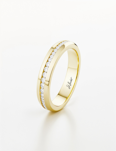 Yellow gold women’s band, natural white diamonds all around, elegant and precious wedding ring.