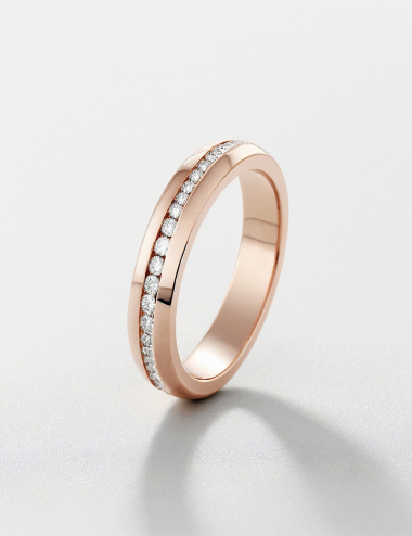 Rose gold wedding band, natural white diamonds full pavé, refined jewelry for women.