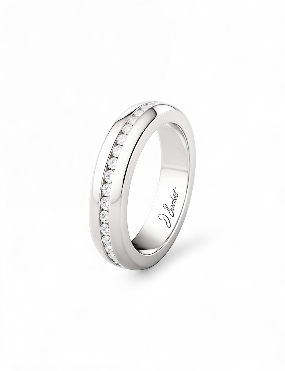 Alliance en platine sertie de diamants blancs, design arrondi, bijou d’exception signé D.Bachet.