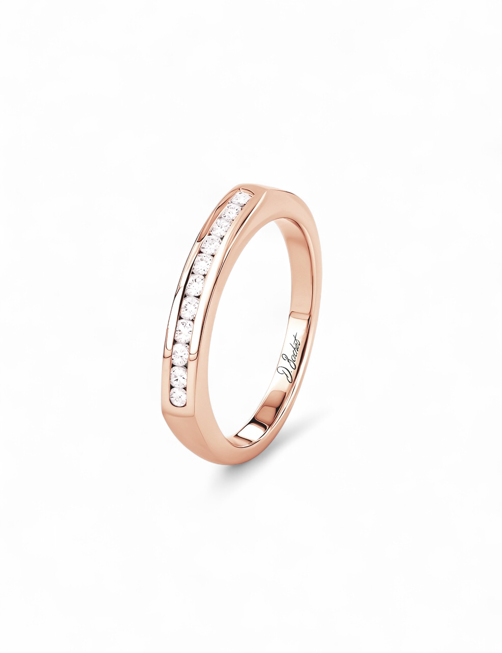 Bague de fiançailles Horizon en or rose, design moderne et diamants, joaillerie française D.Bachet.