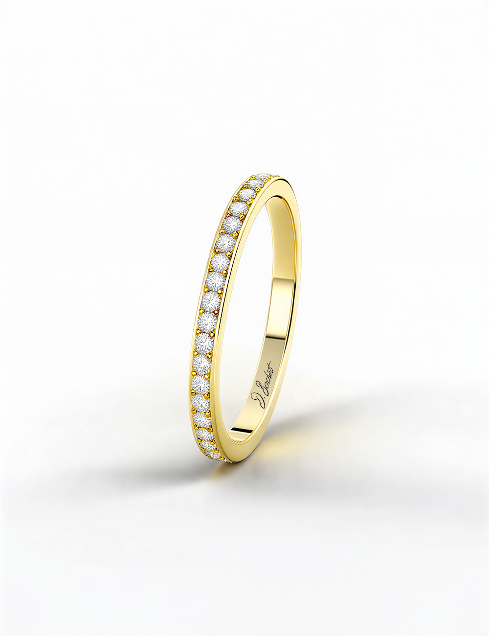 Men’s diamond wedding band in yellow gold, grain-set white diamonds, luxury bridal ring by D.Bachet.