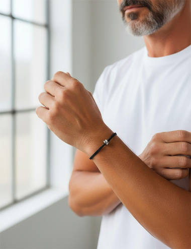 Men’s bracelet in 18k white gold with black diamonds Wrapped in Love D.Bachet.