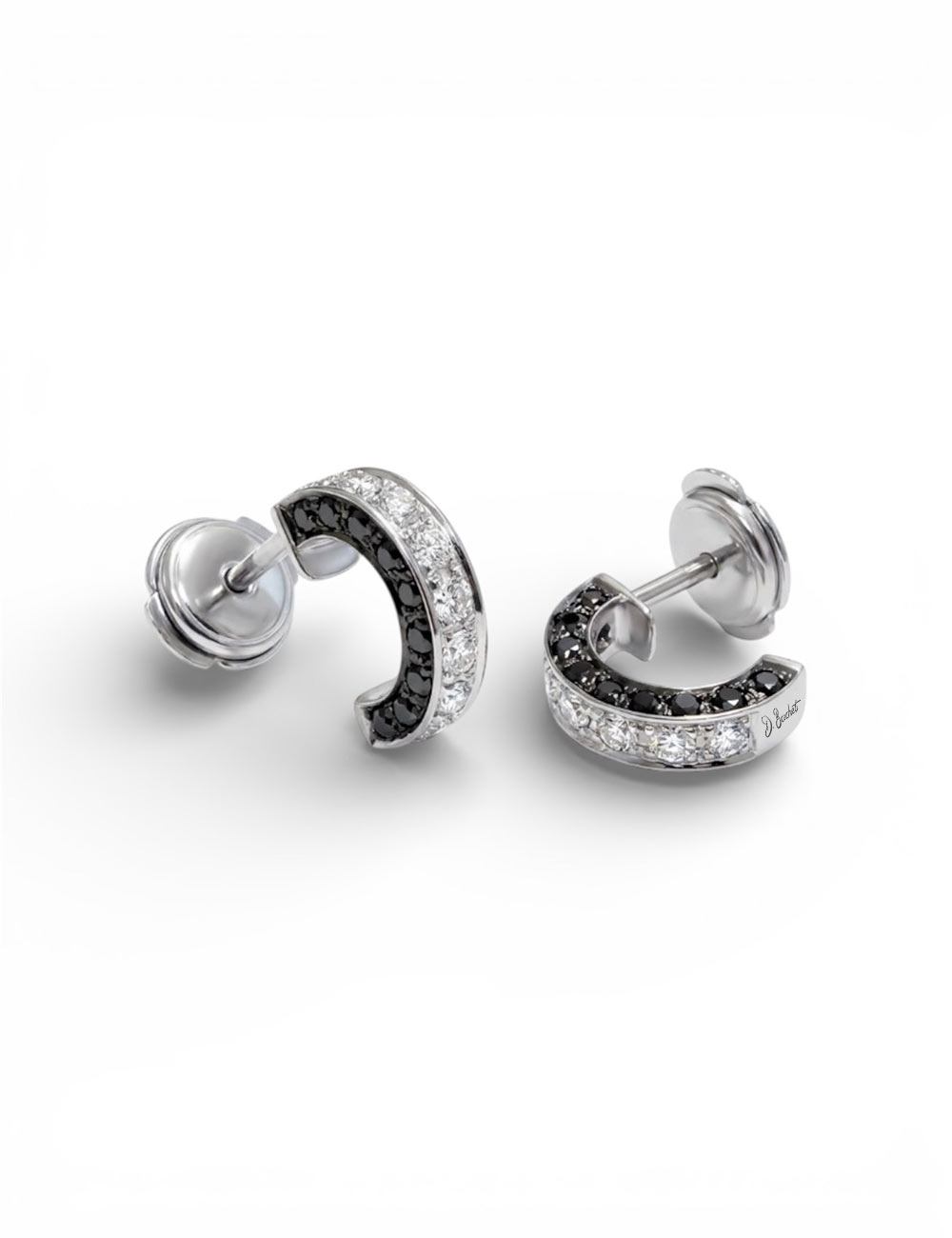 Boucles d’oreilles créoles en or blanc 18 carats serties de diamants noirs et blancs, modèle Light of Love Iconic.