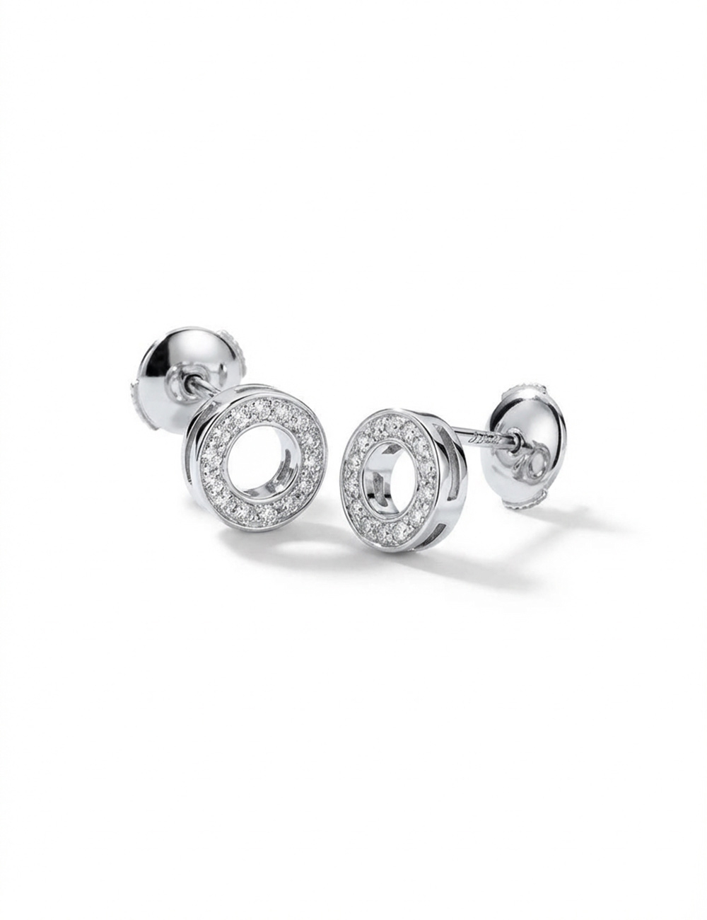Boucles d'oreilles Cercle modernes pour femme en diamants blancs et or 750