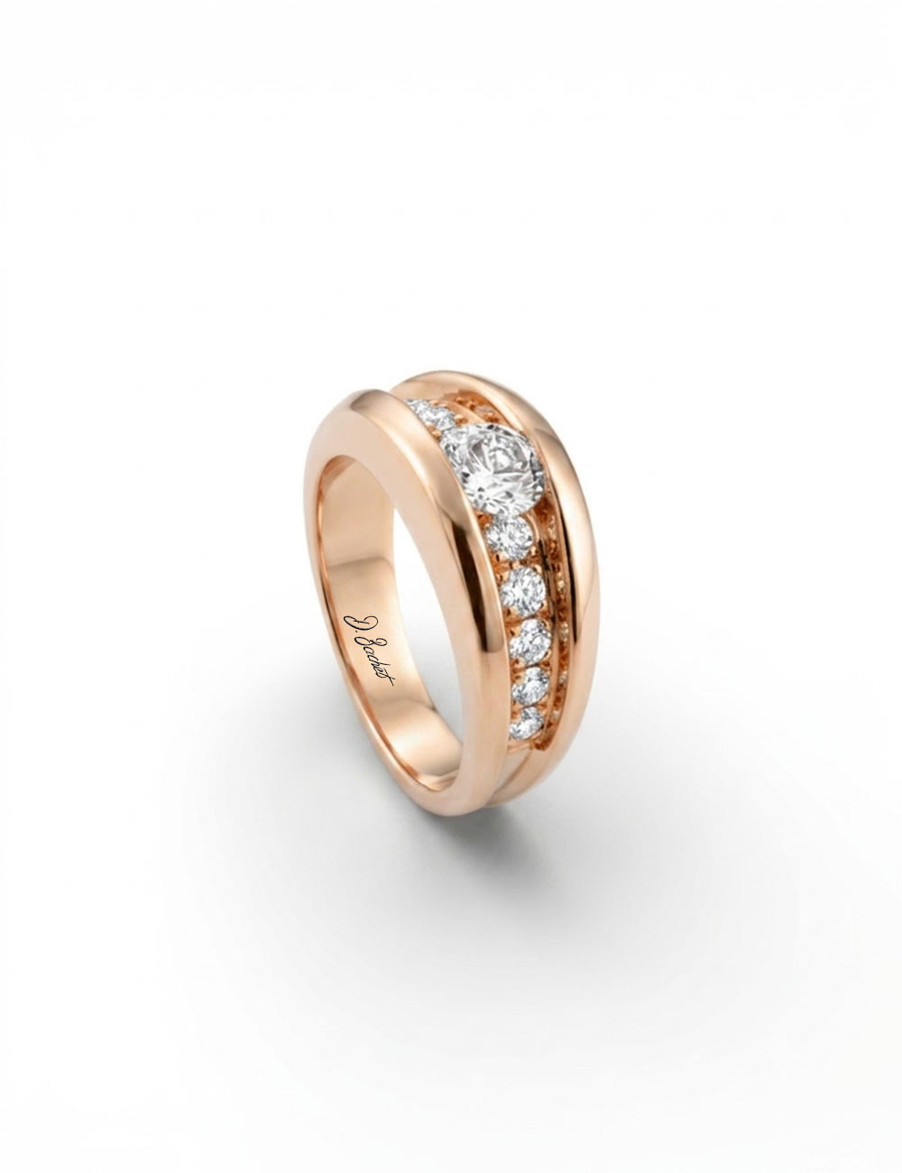Bague solitaire Soft en or rose et diamants blancs, joaillerie D.Bachet.