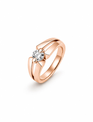 Bague solitaire Sweet Side en or rose 18 carats sertie d’un diamant blanc naturel de 0,50 carat.