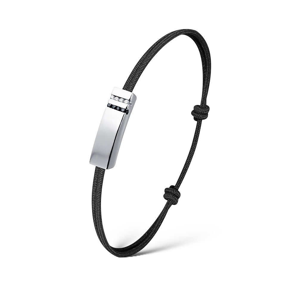 
Men’s Dynamik bracelet in 18k white gold, set with white and black diamonds.